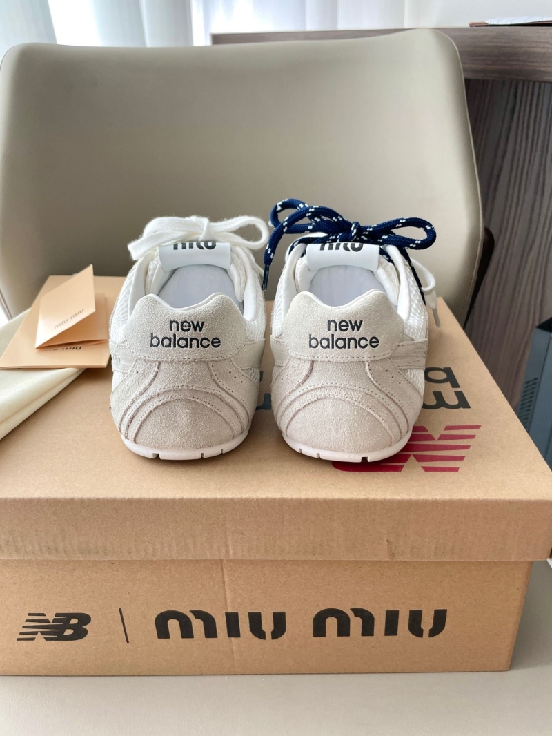 Miu Miu Casual Shoes